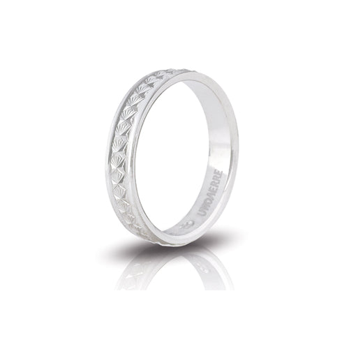 Petunia wedding ring