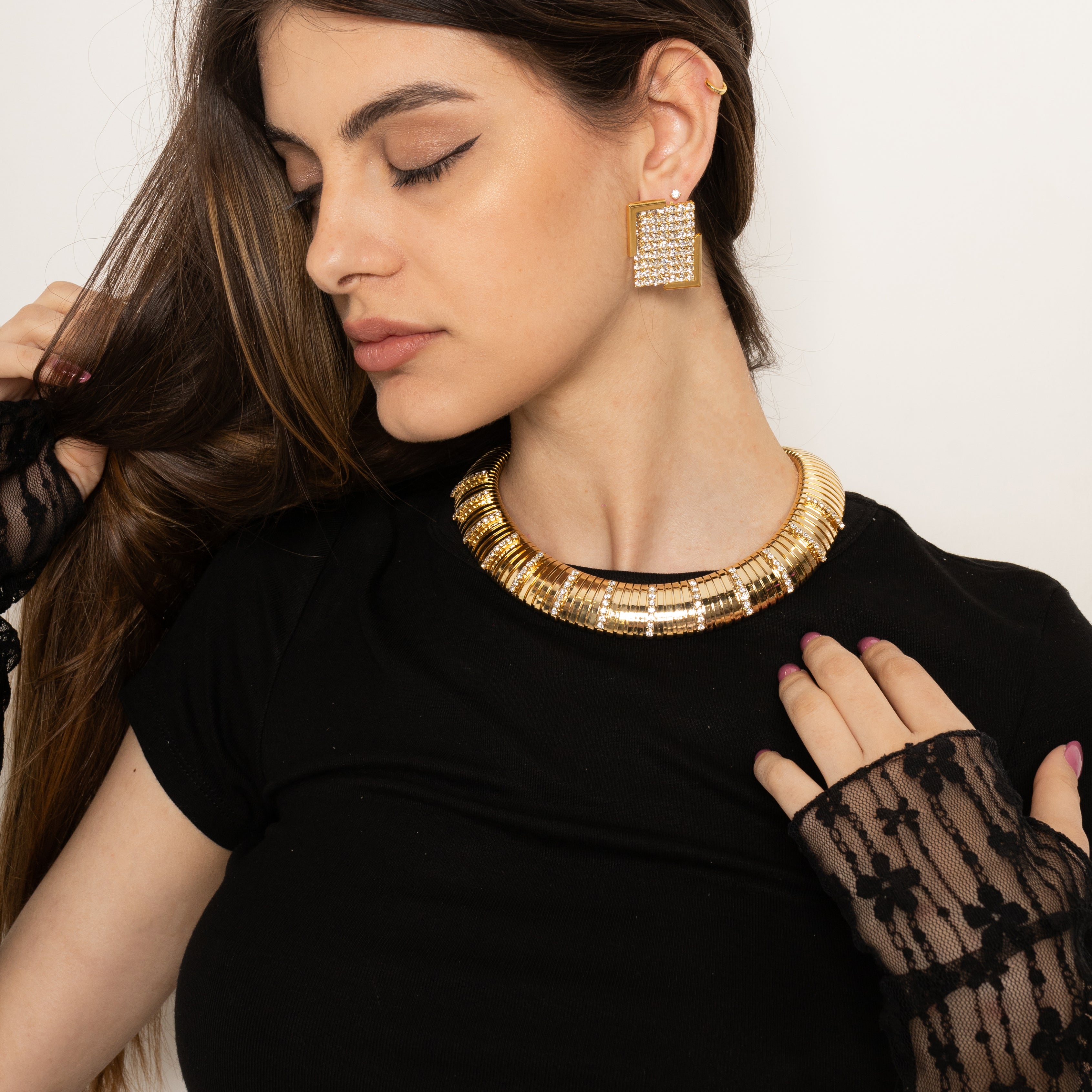 Swarovski tubogas line necklace