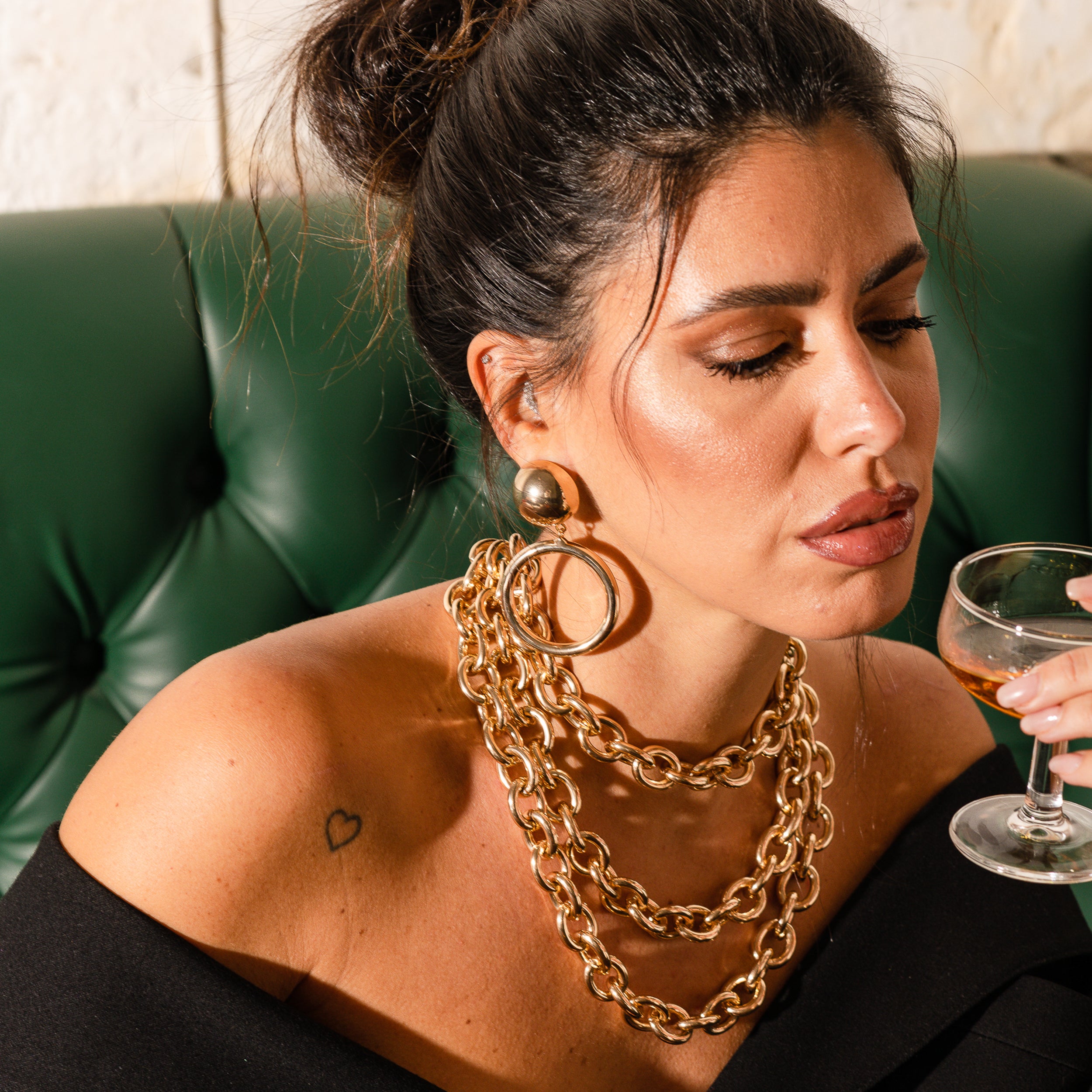 Circles with button on the lobe