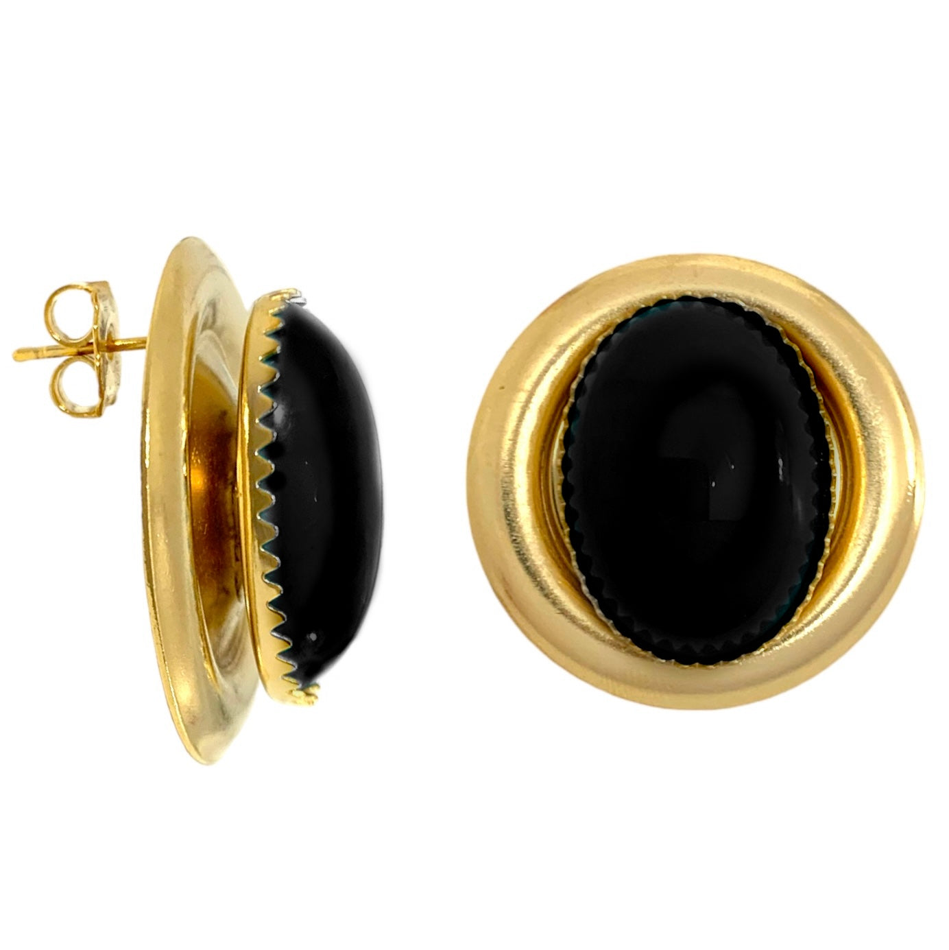 Button color earrings