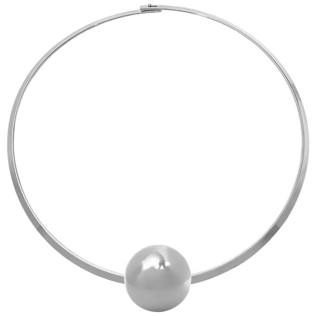 Collana avril strong