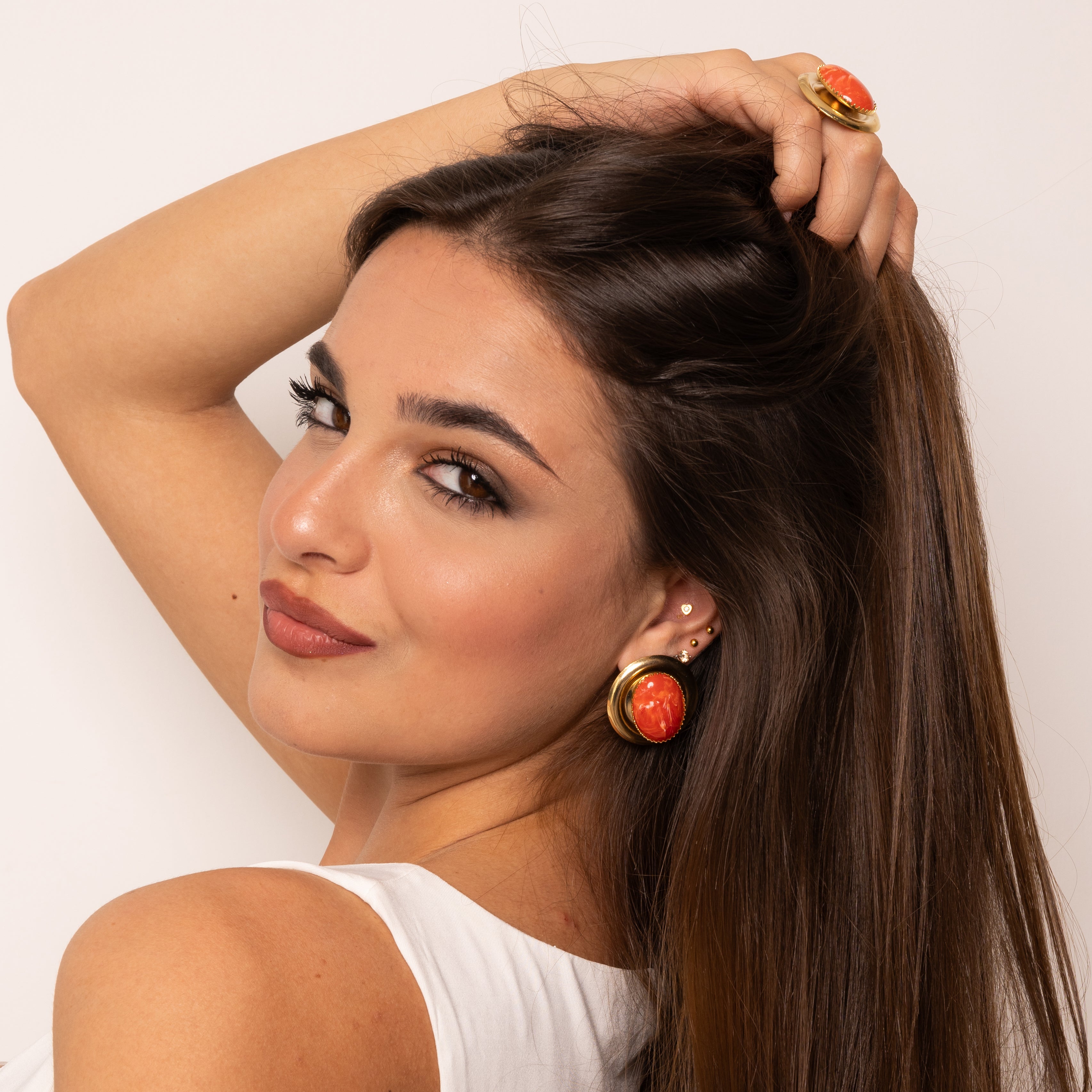 Button color earrings