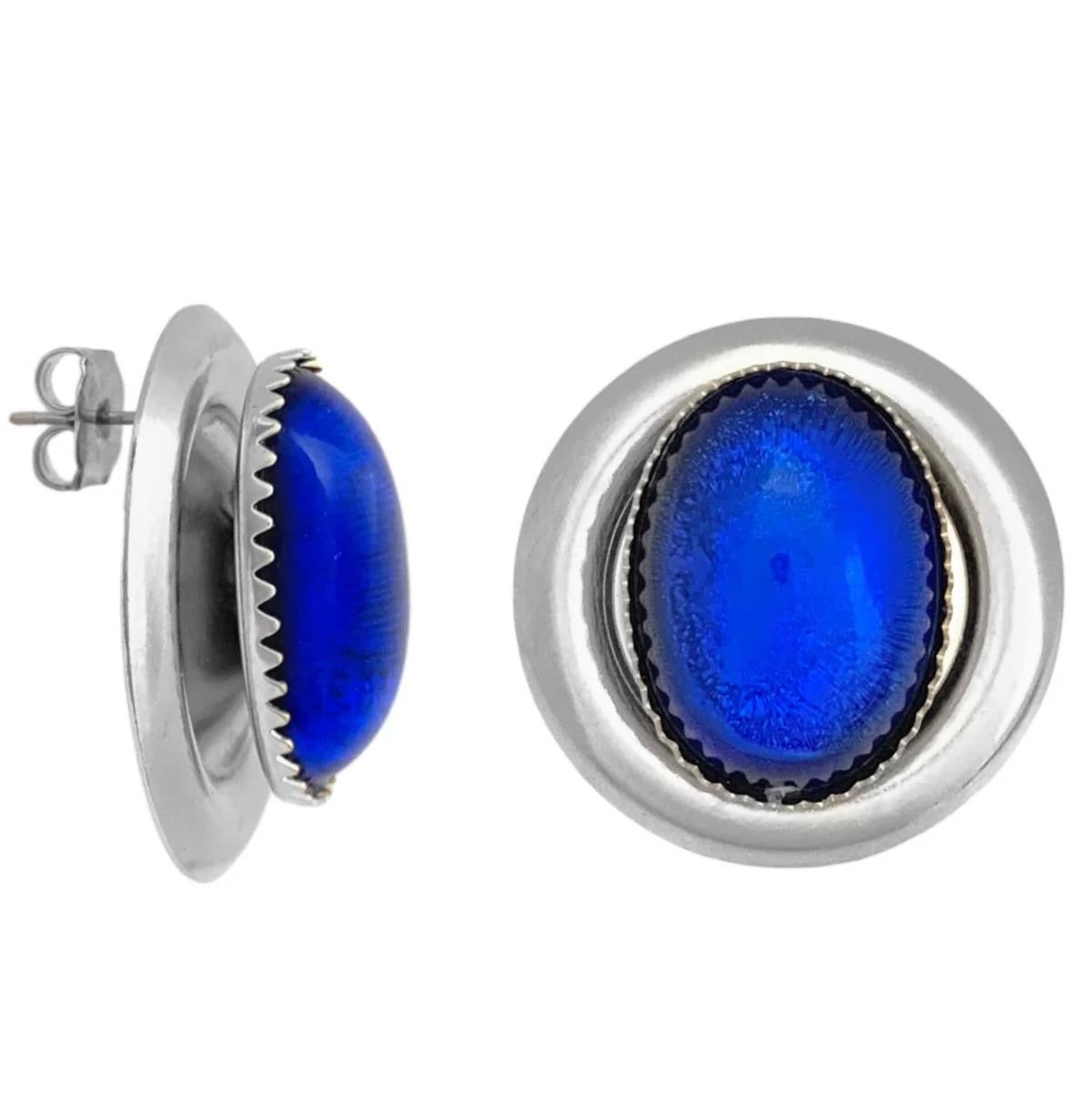 Button color earrings