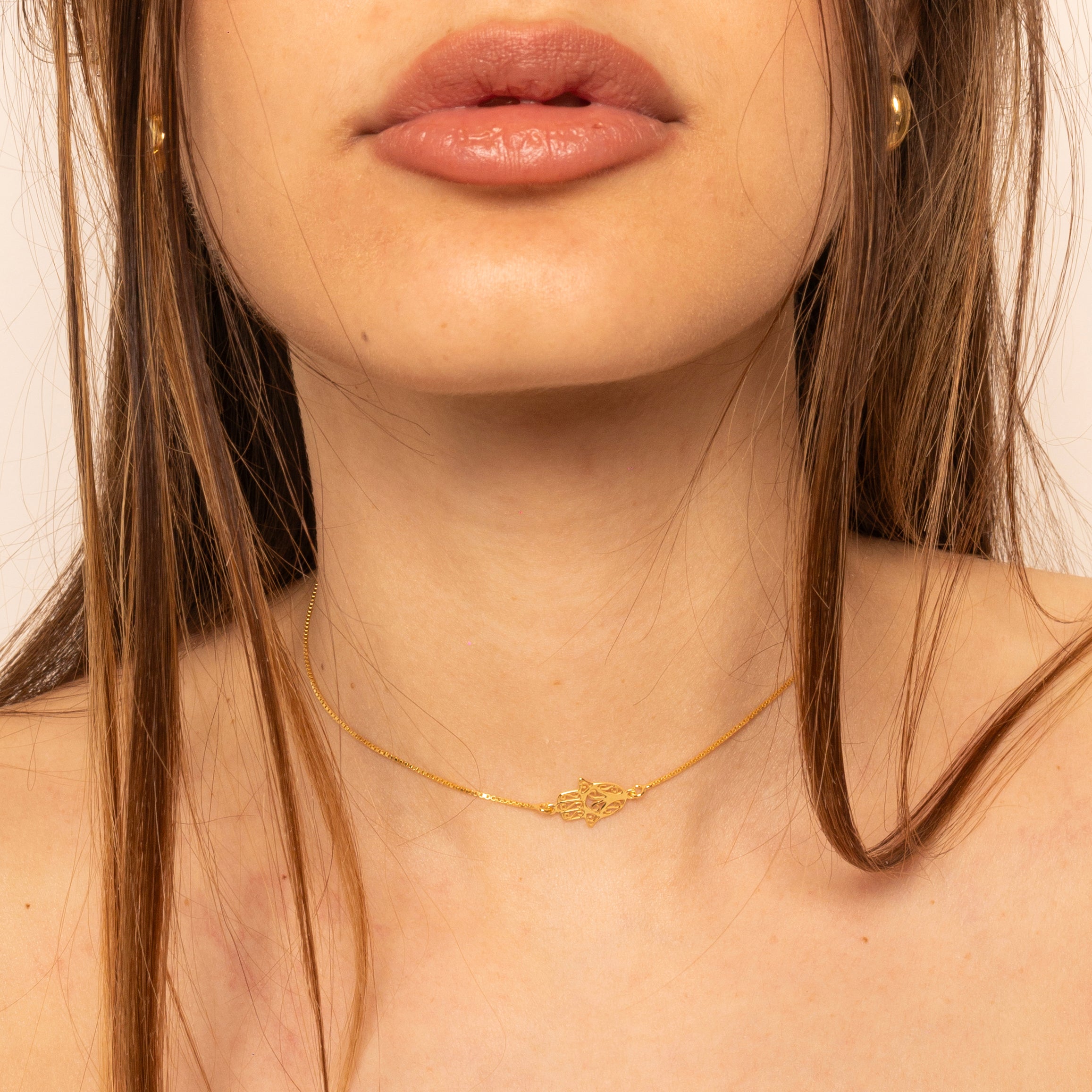 Choker con mano di fatima