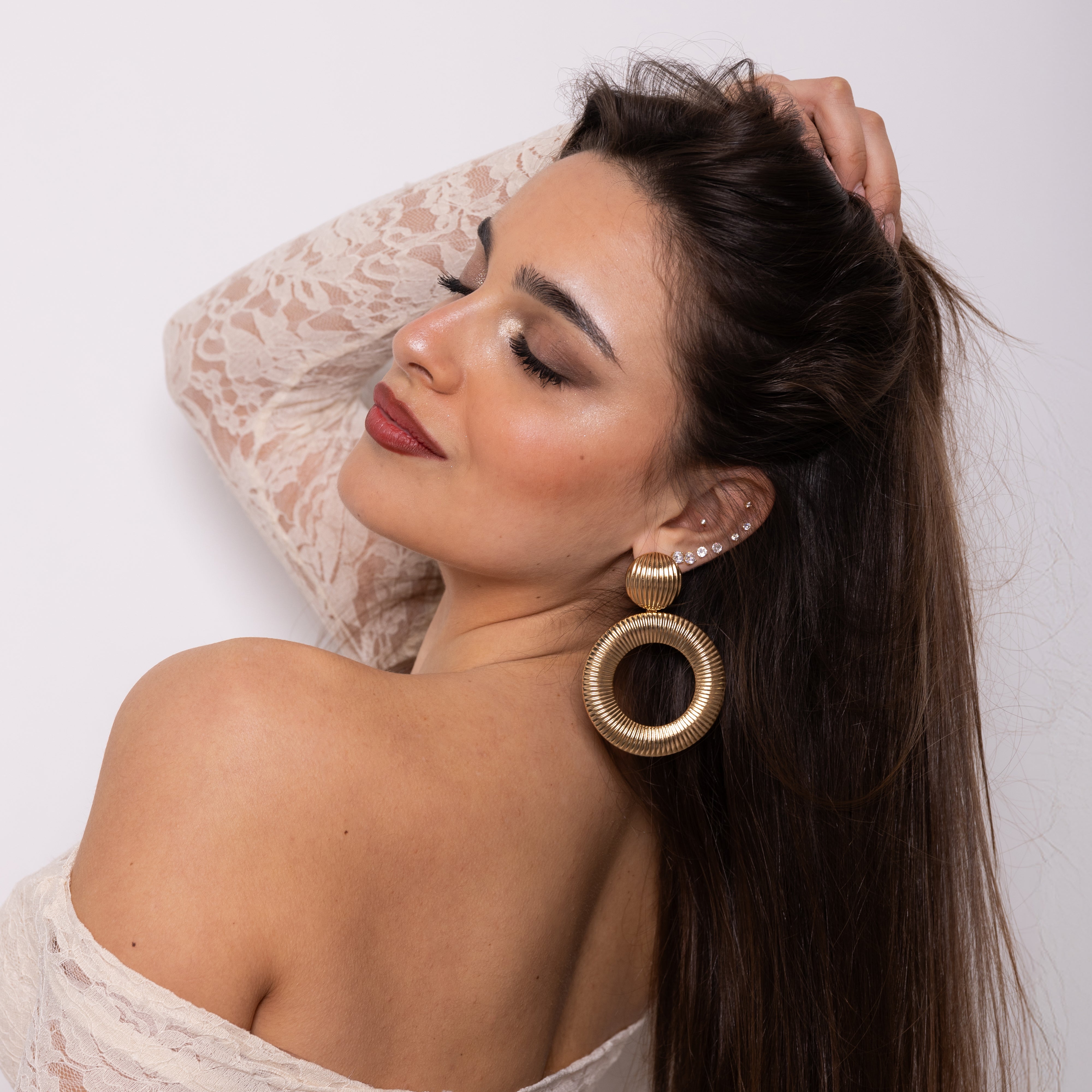 Mosk line earrings