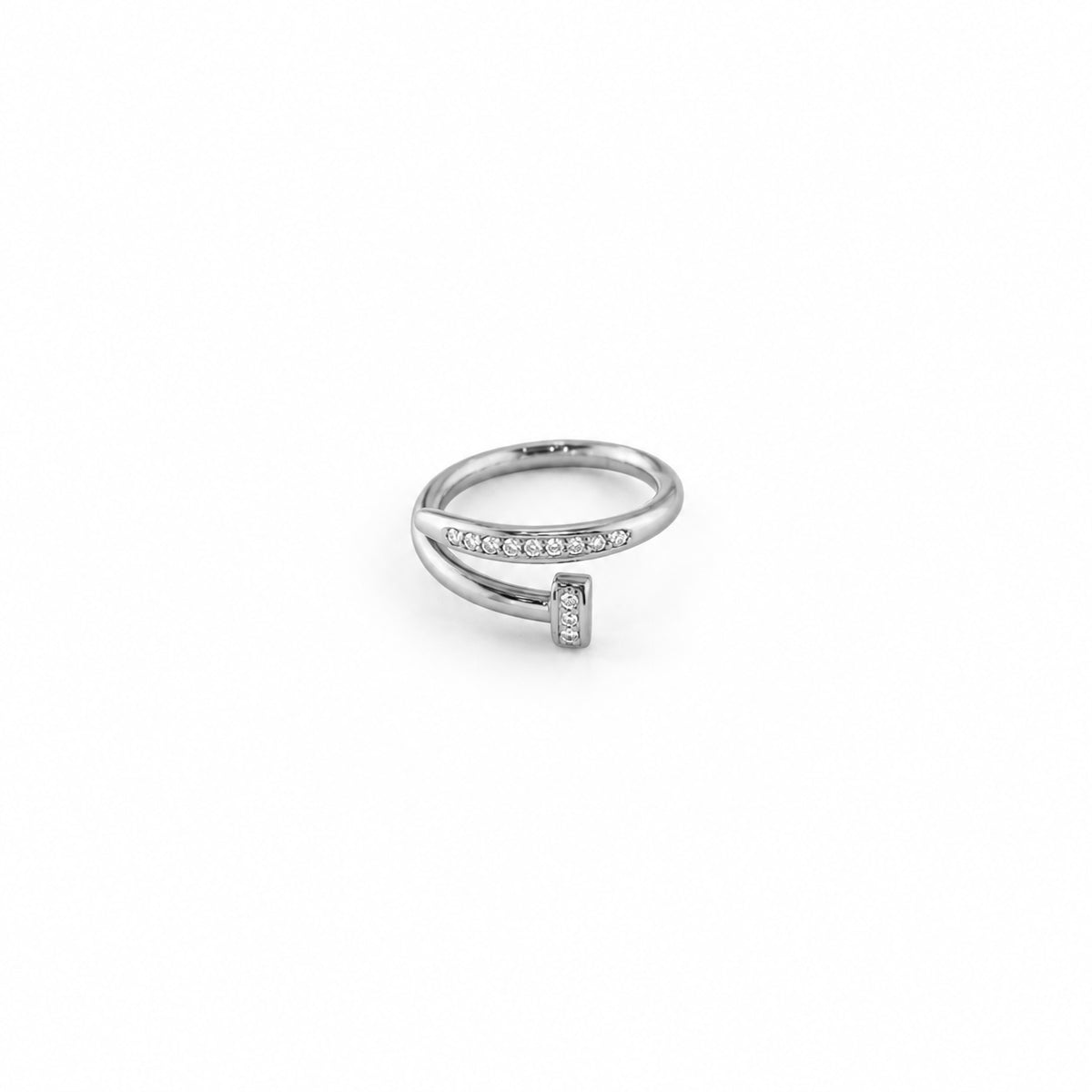 Anello chiodo casual