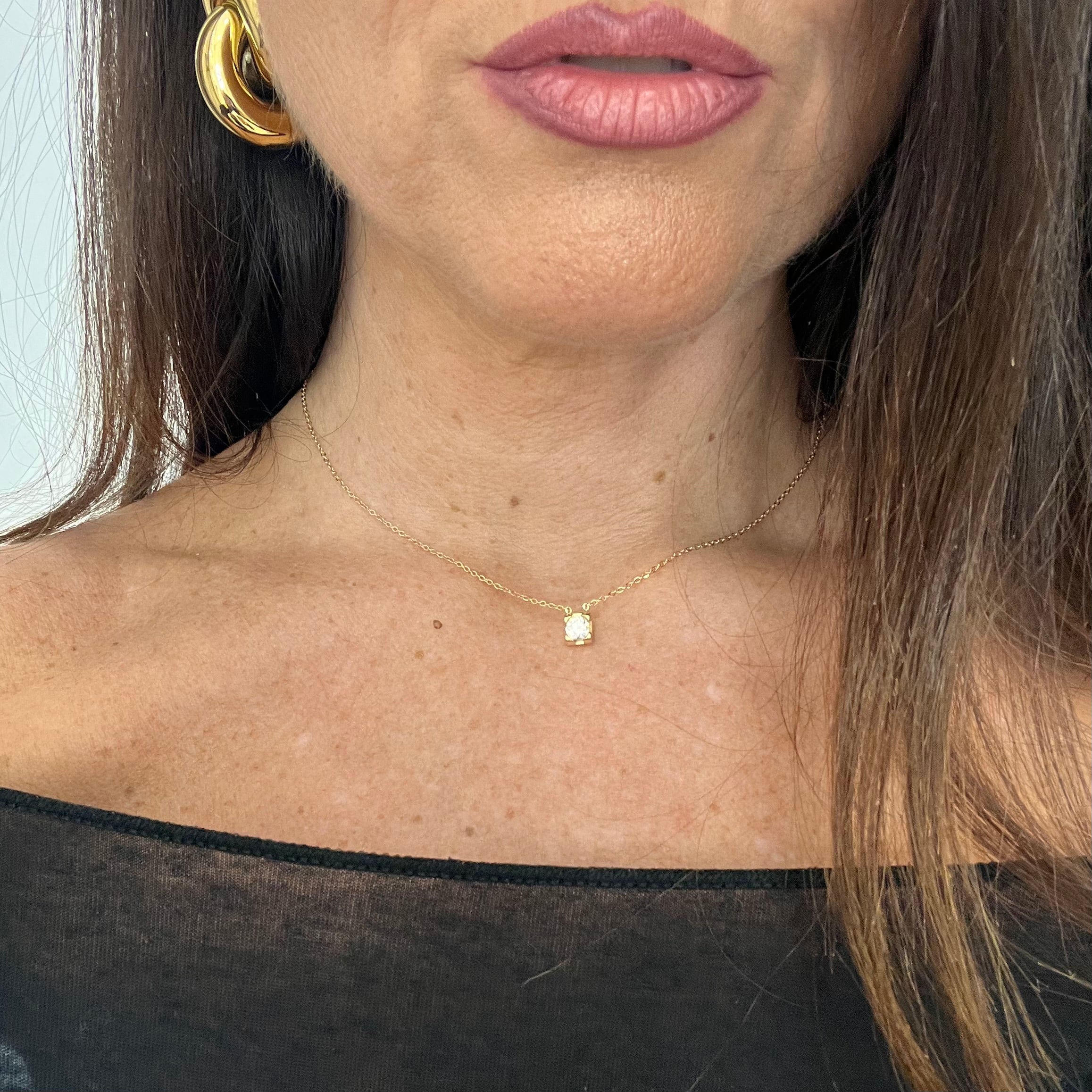 Collana punto luce casual