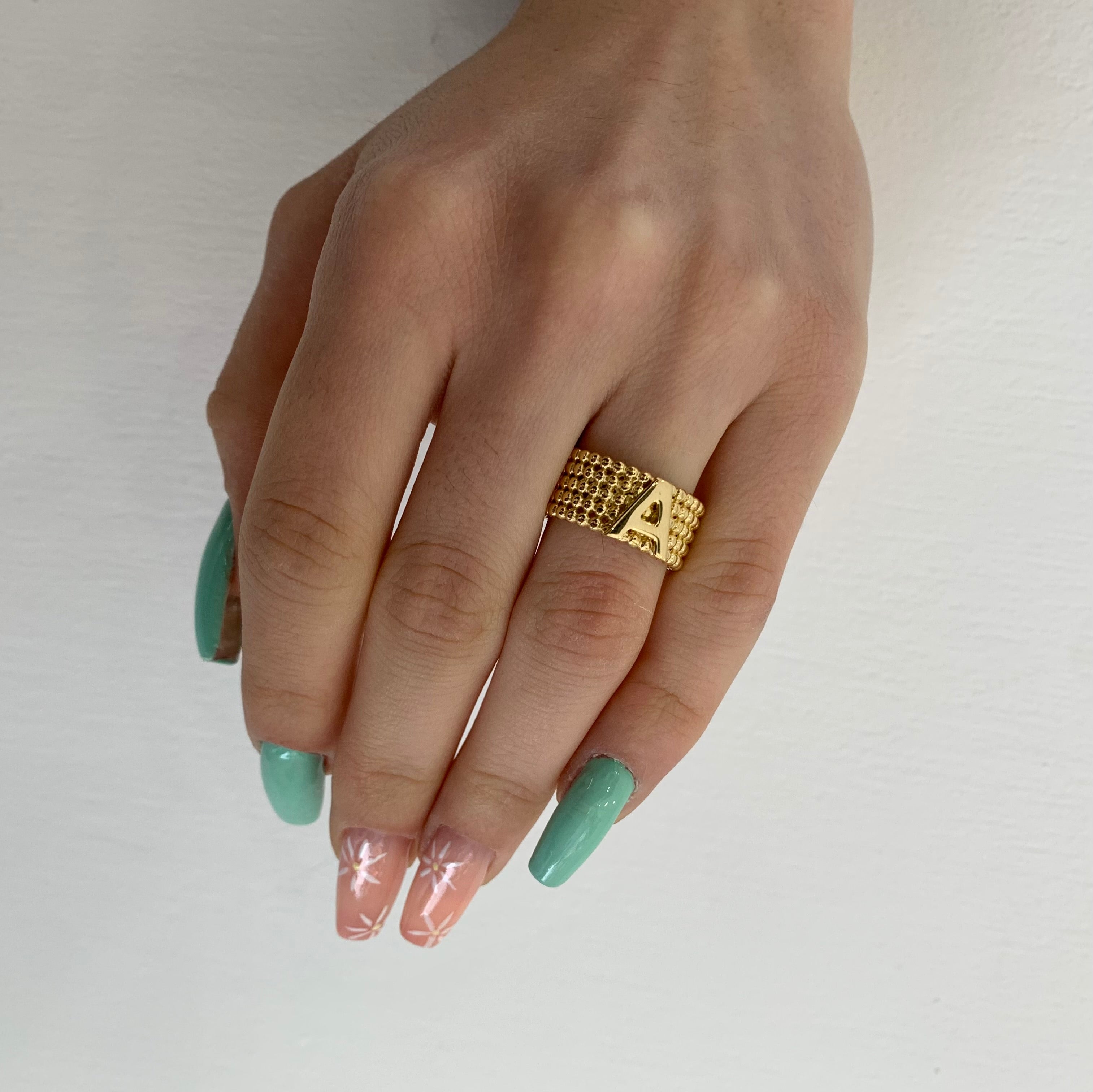 Anello fascia pomellata personalizzabile