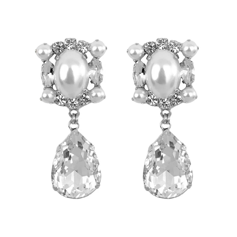 Drop pearl earrings