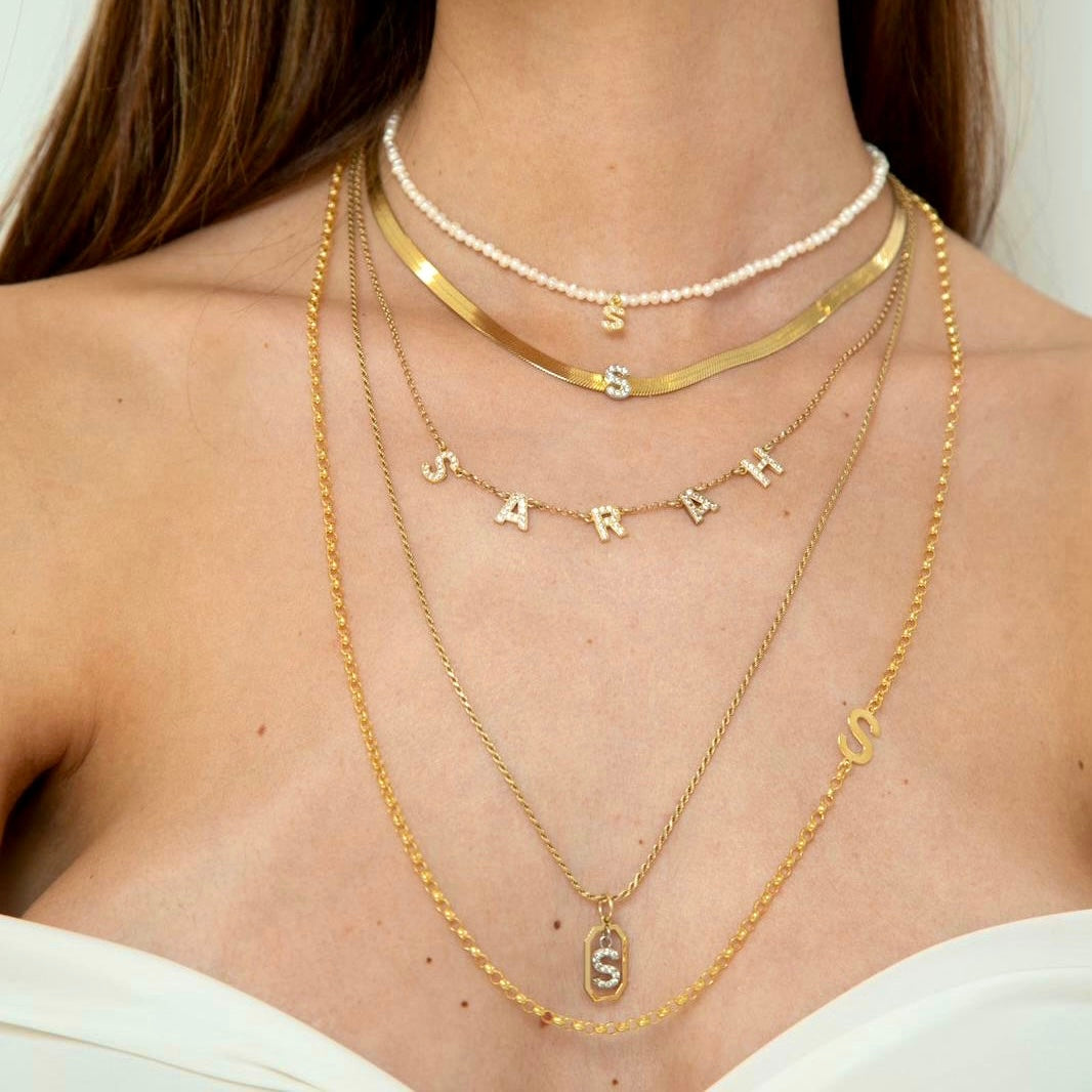 Collana letter pearl