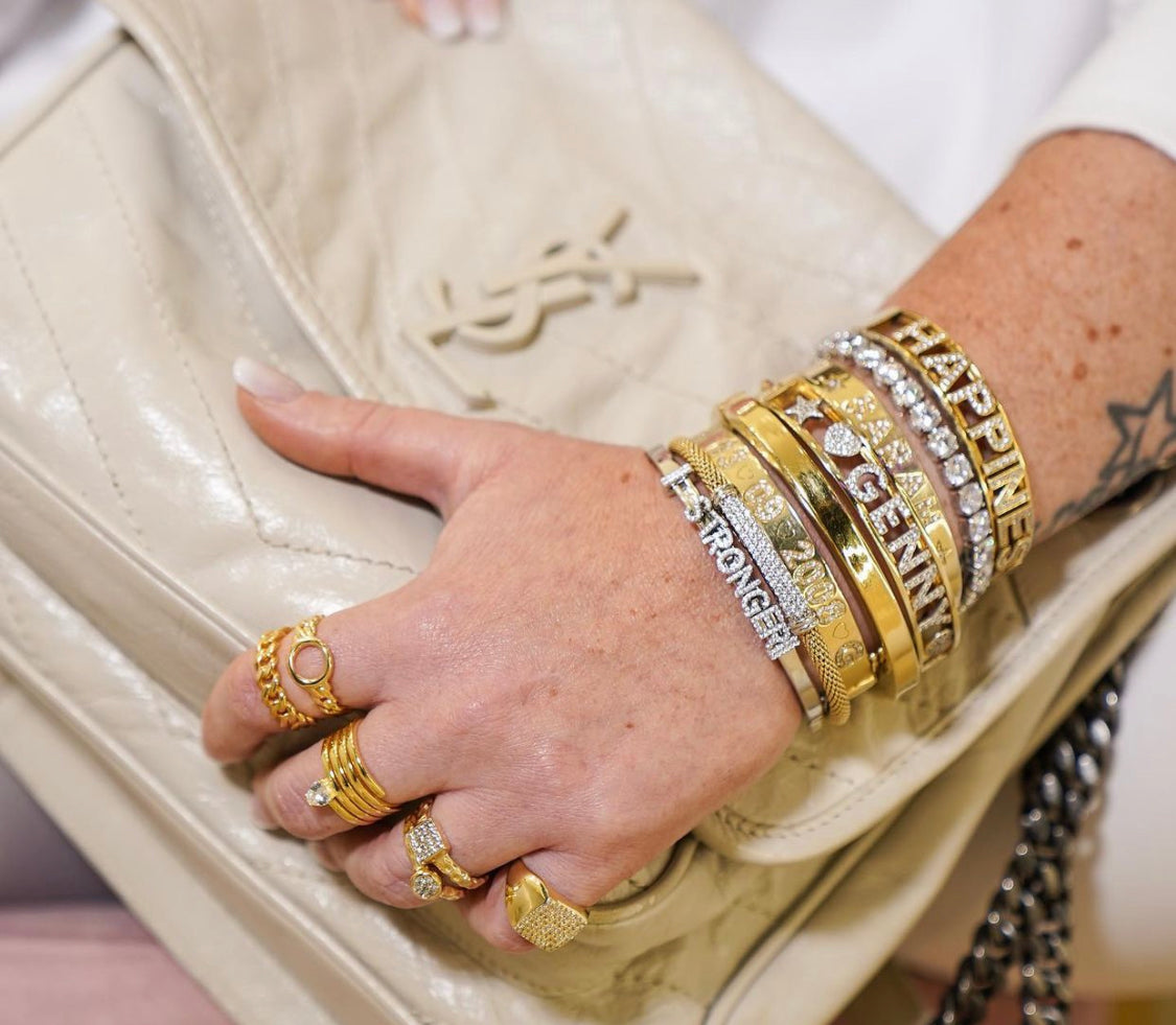 Base Customizable rigid bracelet