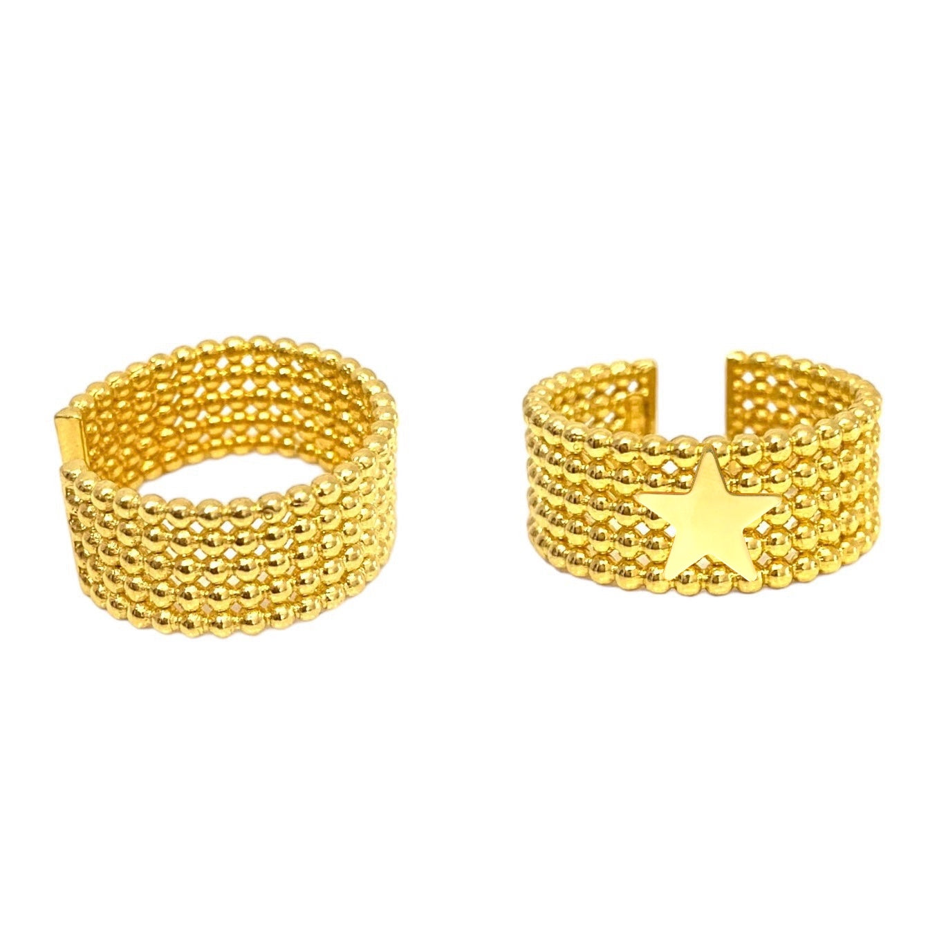 Pommelated band ring with star
