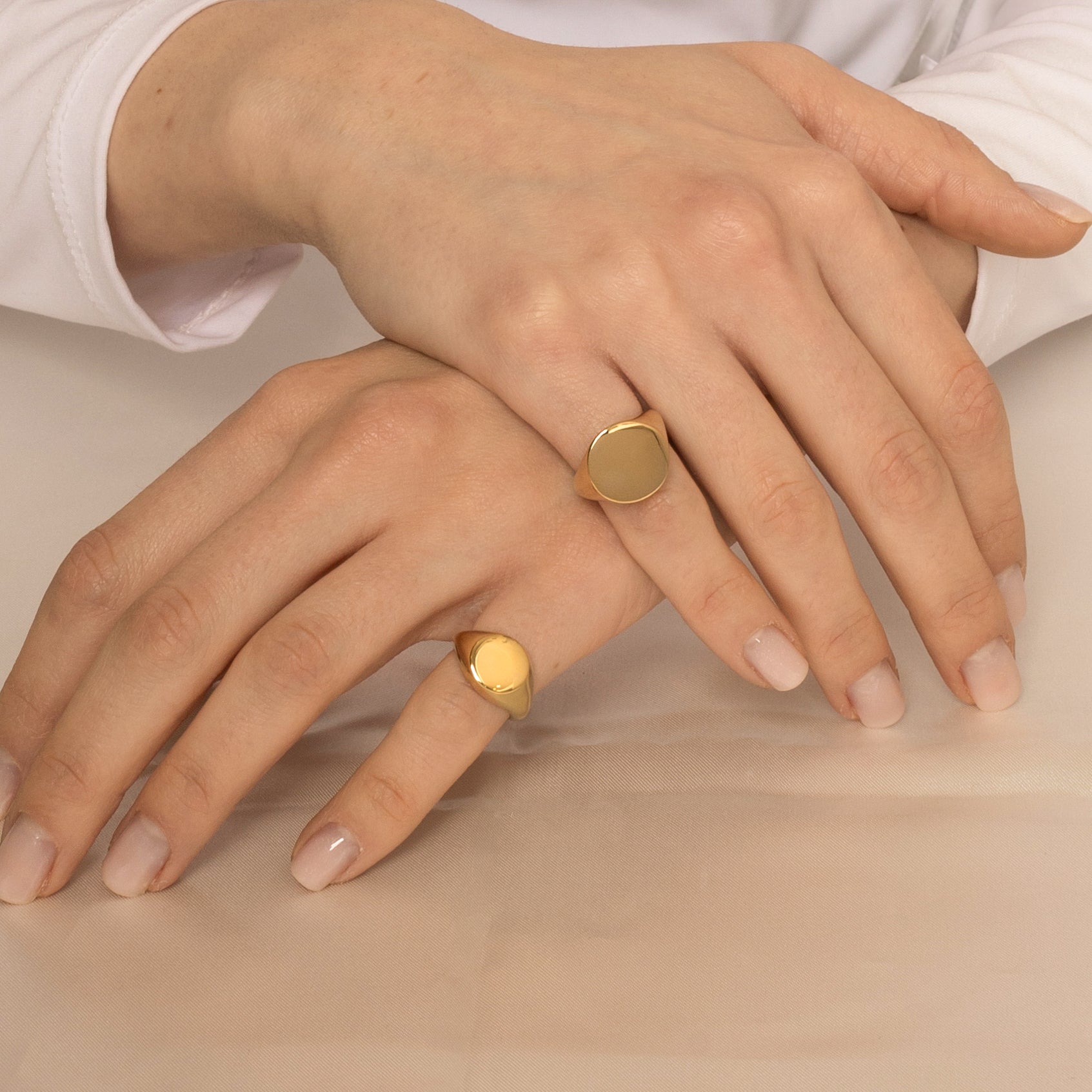Anello chevalier tondo mini