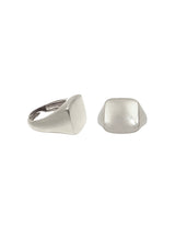 Anello Chevalier quadrato liscio