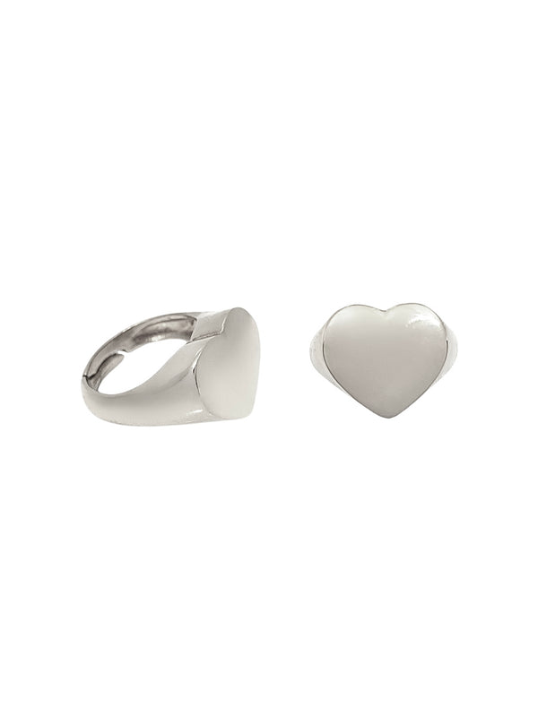 Smooth heart Chevalier ring