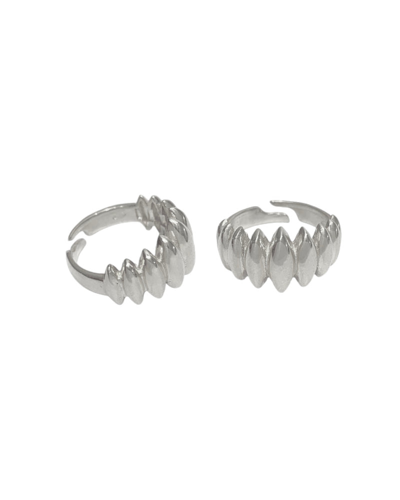 Anello zanna