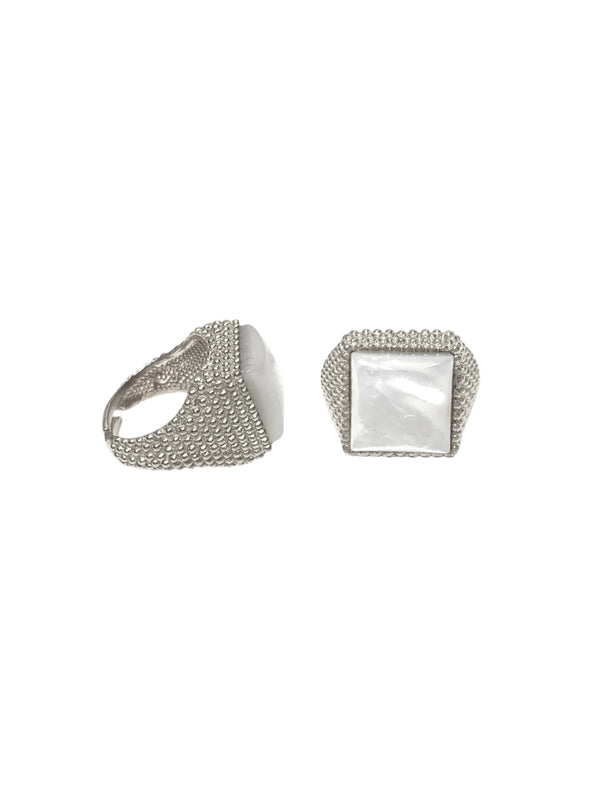 Anello chevalier square pearl