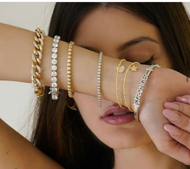 Bracciale semi rigido cuore