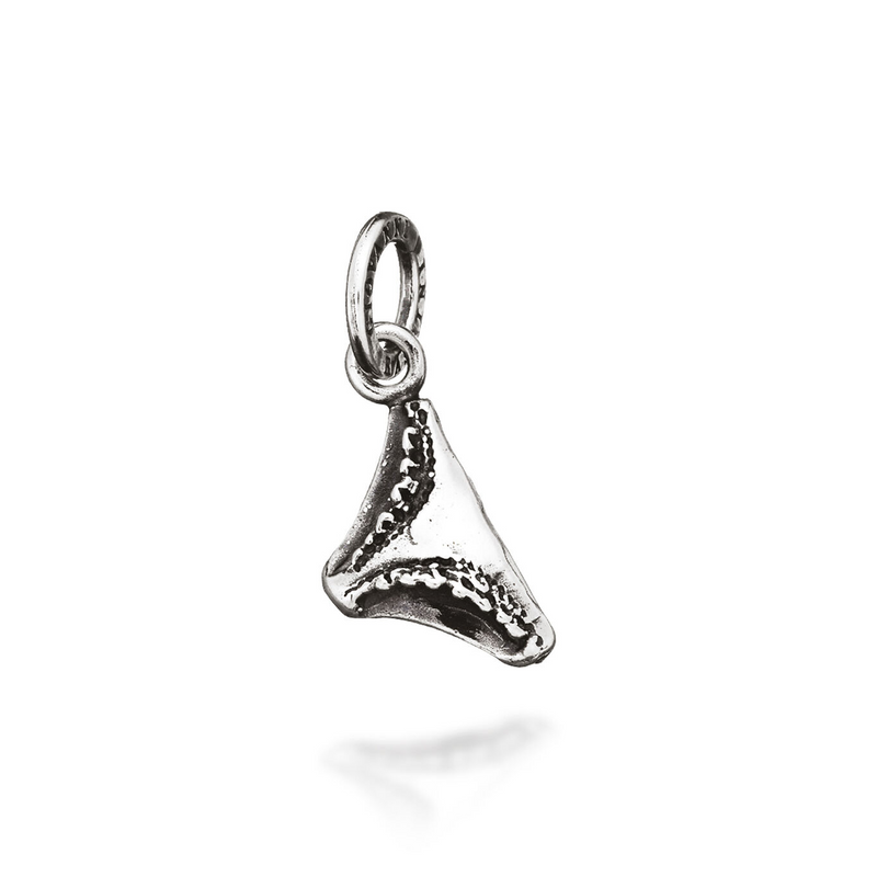 Charm fashion slip