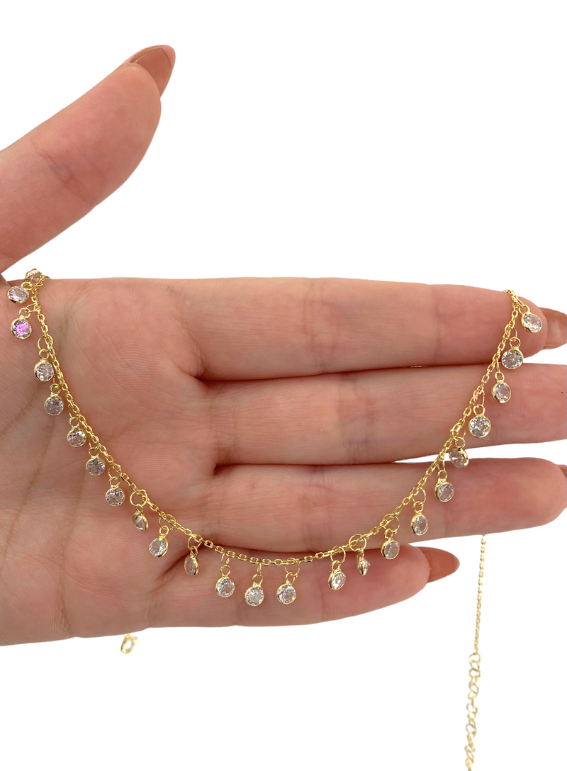 Necklace with pendant zircons