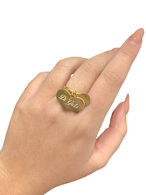 Ring with customizable heart charms