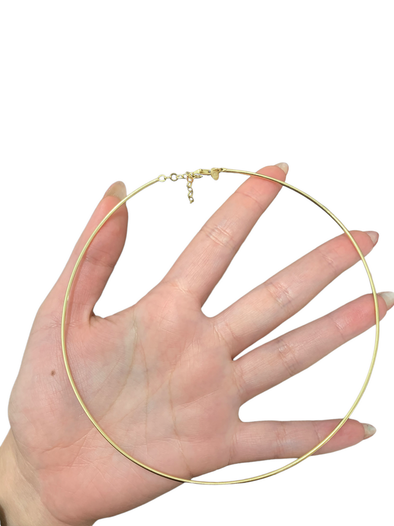 Collana semi rigida